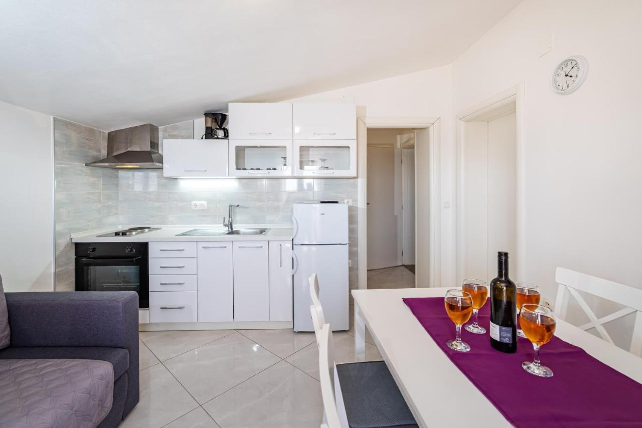 Villa Tome Donje Rastane Bagian luar foto