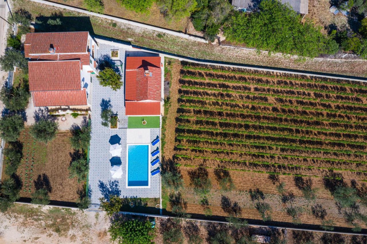 Villa Tome Donje Rastane Bagian luar foto