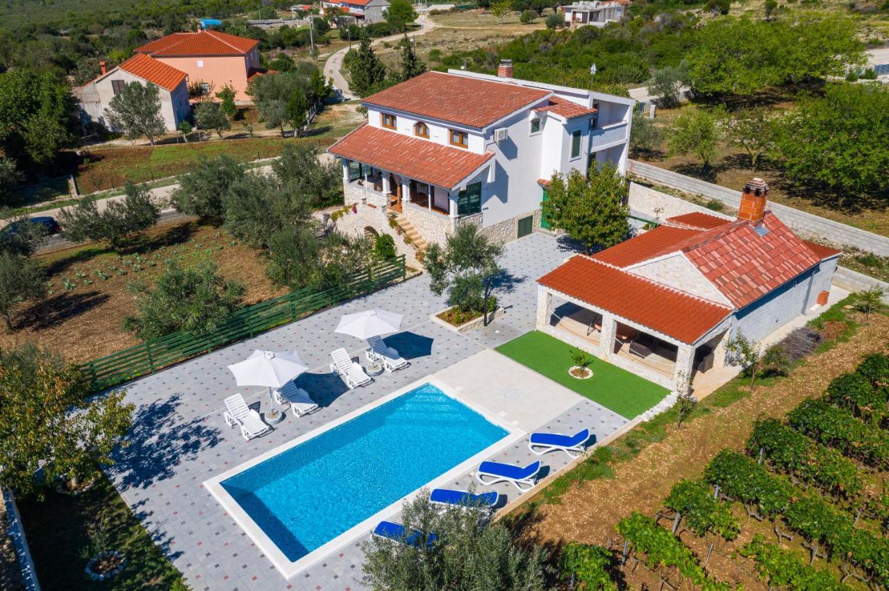 Villa Tome Donje Rastane Bagian luar foto